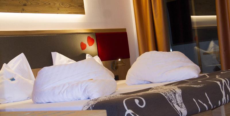 Berghotel Miramonti Tesero Zewnętrze zdjęcie